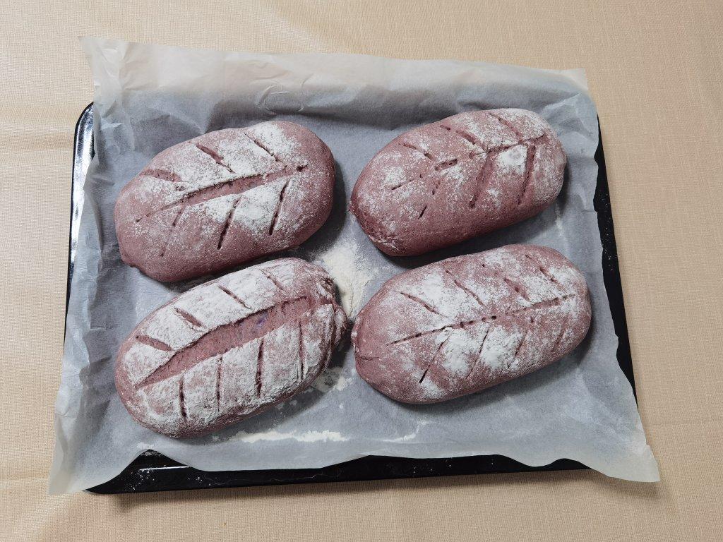 梦幻紫麻薯软欧包