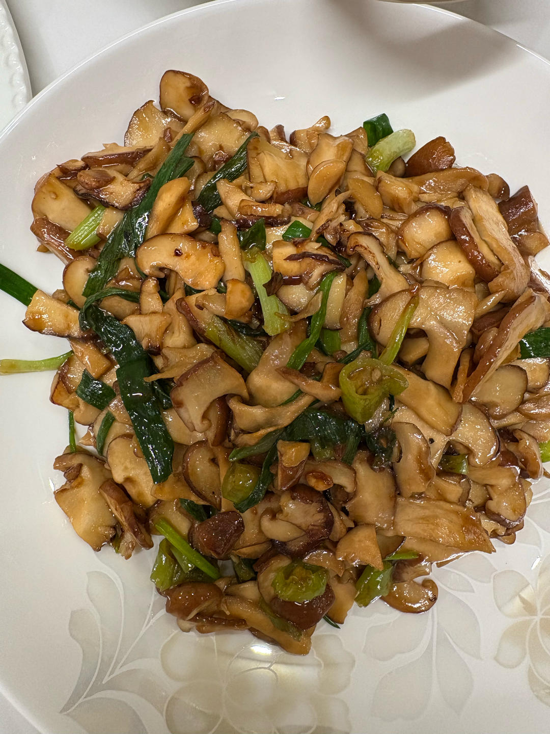 香菇这样炒比肉都好吃😋素炒香菇