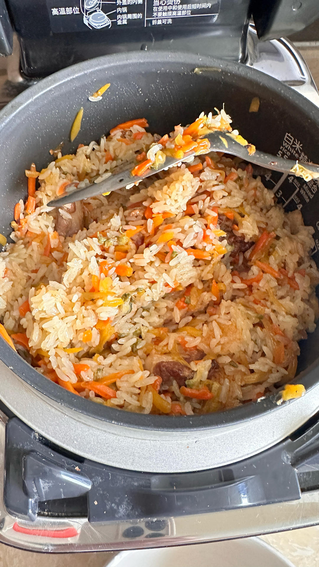 新疆羊排抓饭（出锅后米粒分明的秘密）