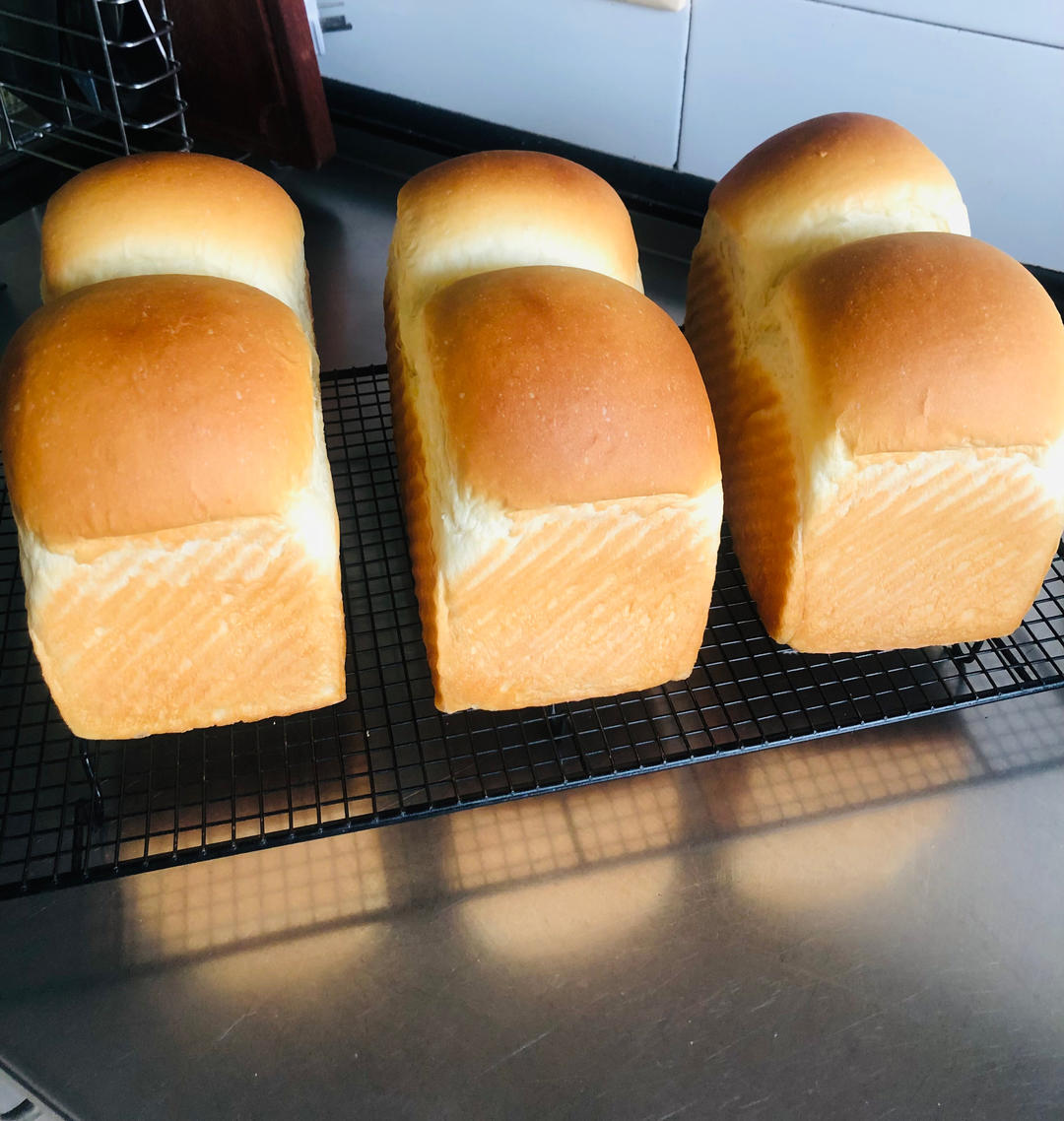 蛋白炼乳小吐司