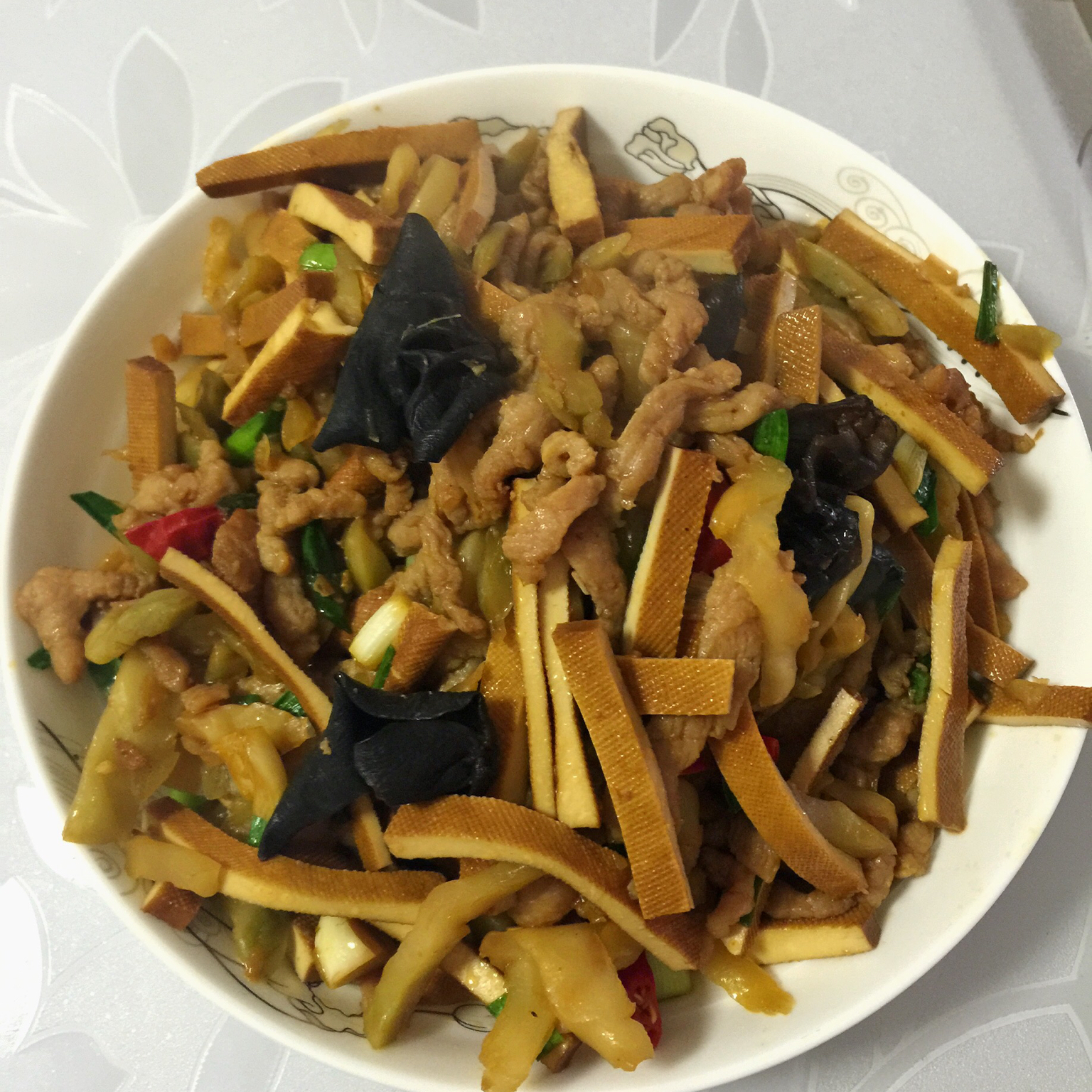榨菜香干肉丝