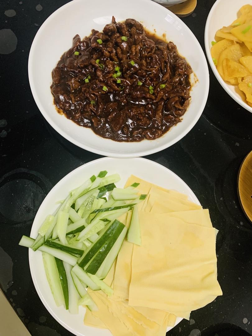 好吃到爆的京酱肉丝‼️酱汁浓郁～新手零失败