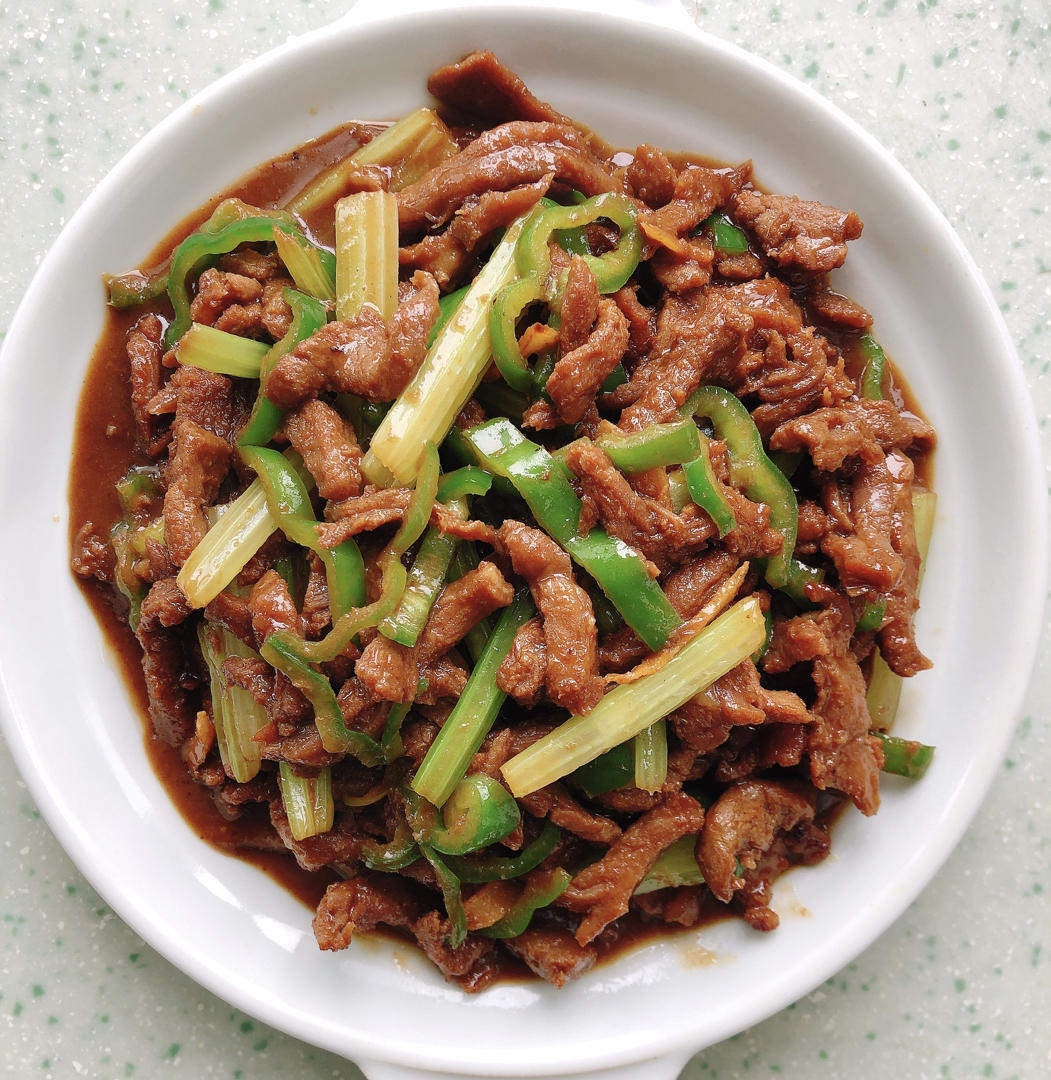 营养又美味的芹菜炒牛肉