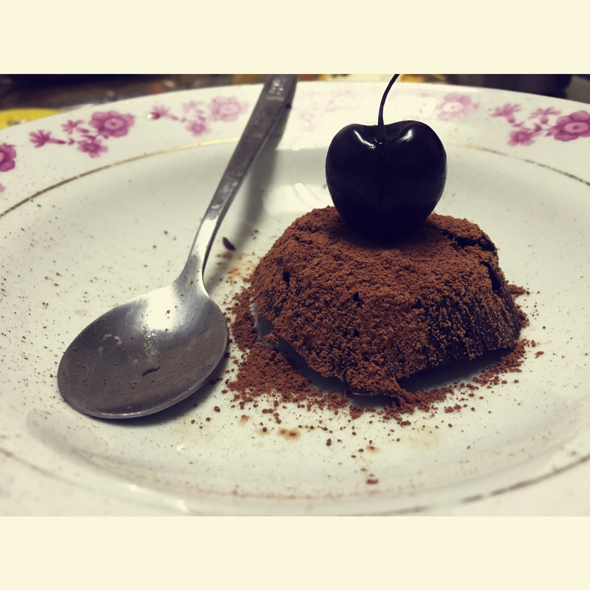 巧克力熔岩蛋糕(全图文超简单)