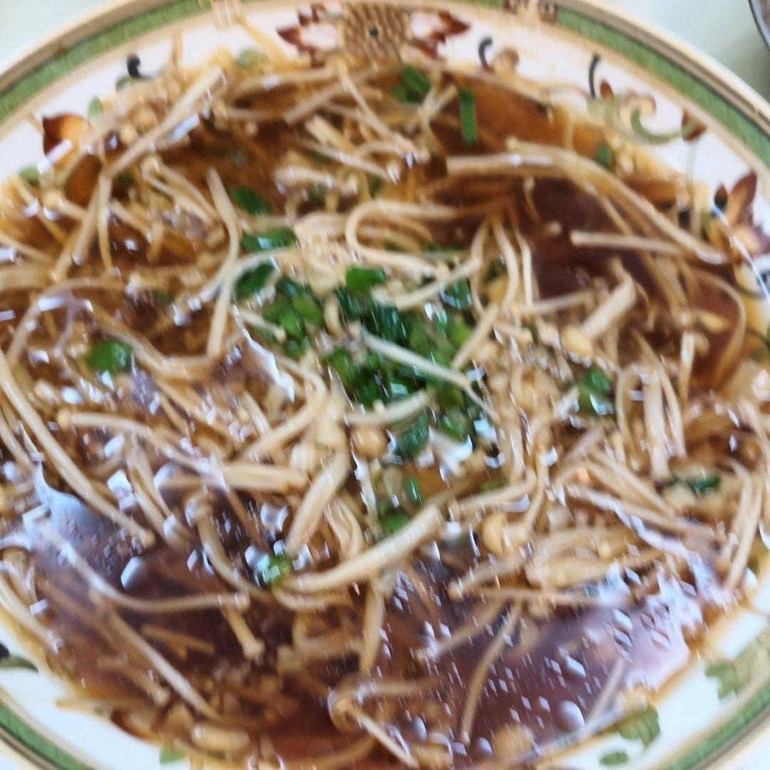 蒜蓉蒸金针菇