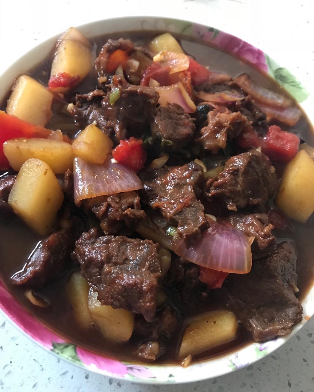 红烧牛肉土豆 （独家秘制）