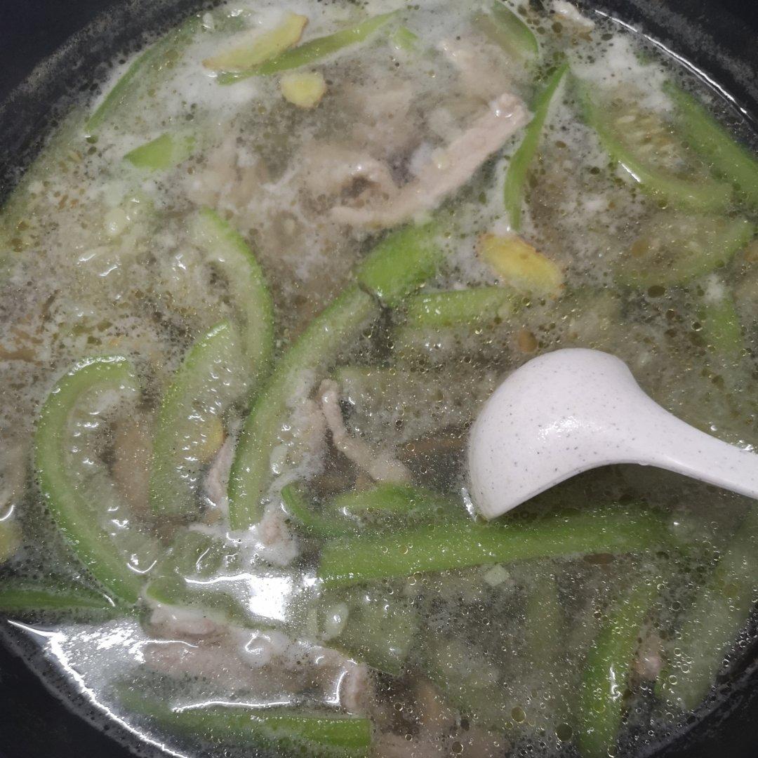 丝瓜肉片汤