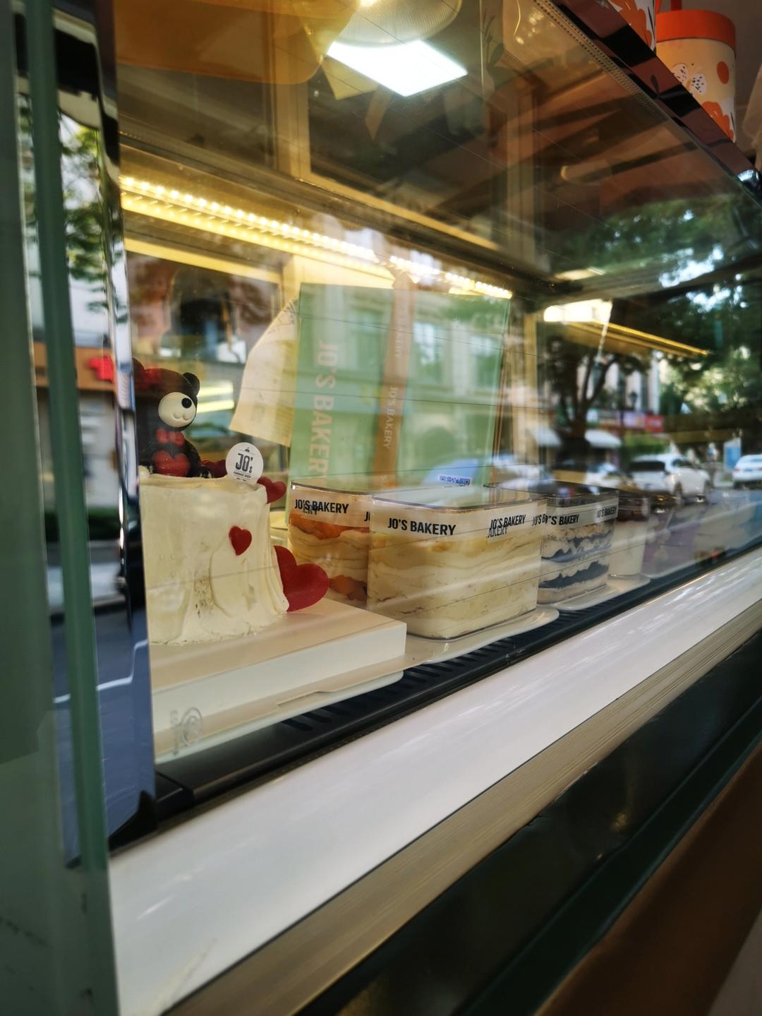 每天早安、午安和晚安，一年四季都不觉厌烦