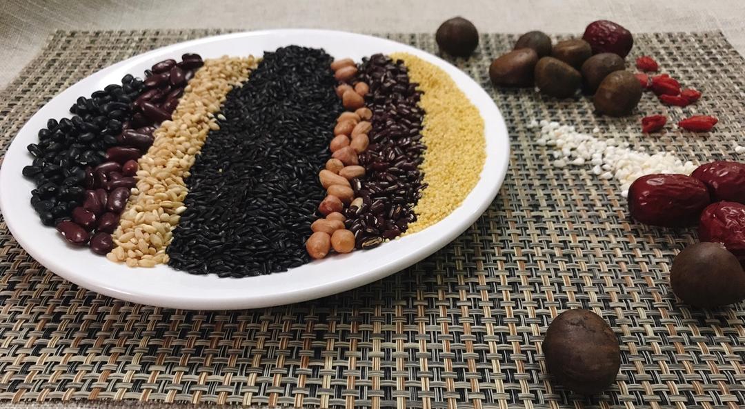 板栗花式八宝粥