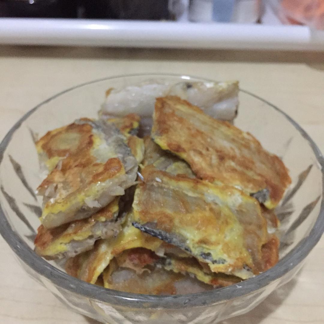 鸡蛋煎刀鱼