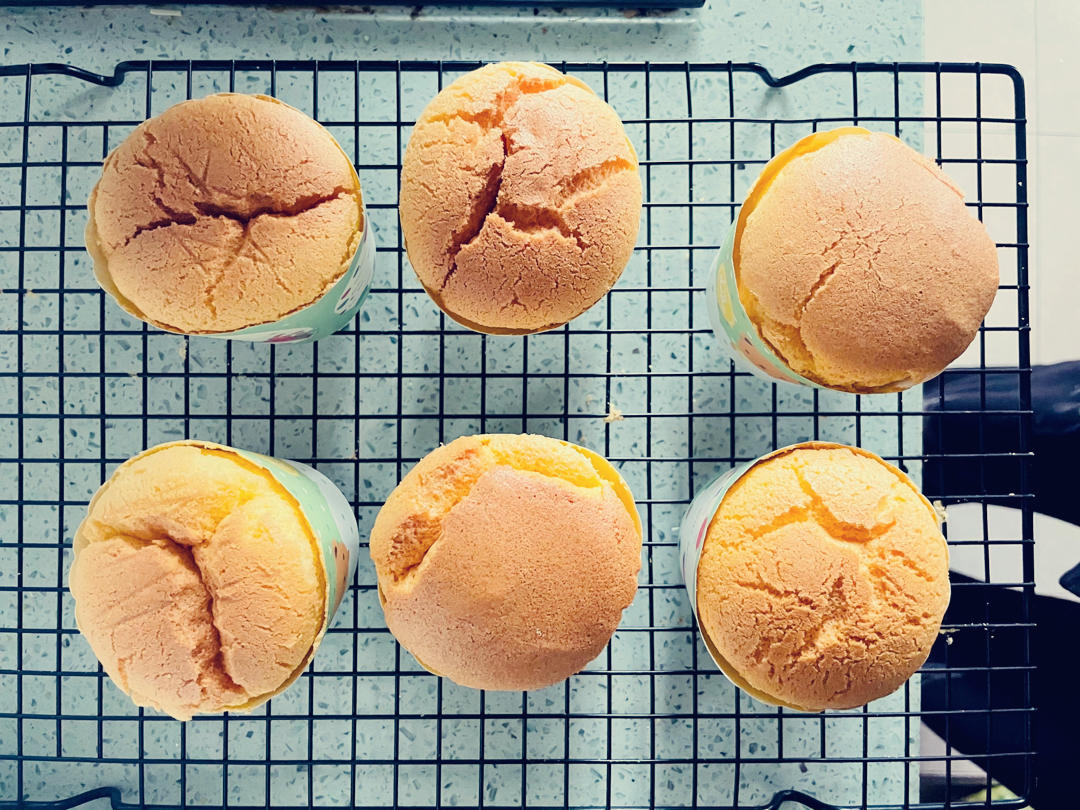 纸杯蛋糕 8寸戚风蛋糕的量