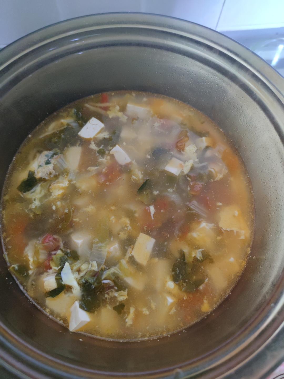 【跟我做不会错】简单又好喝的西红柿鸡蛋汤，家常又营养哦