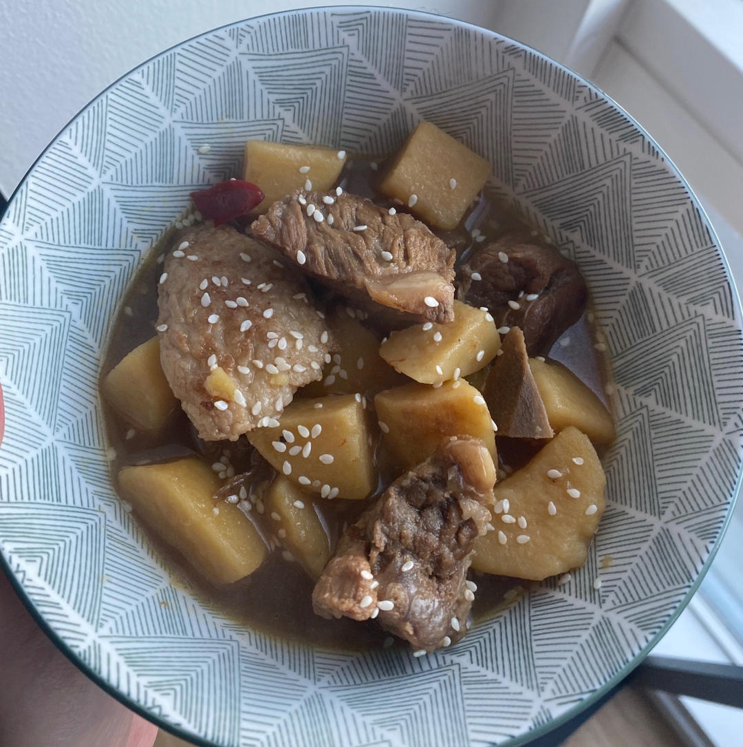 土豆炖排骨