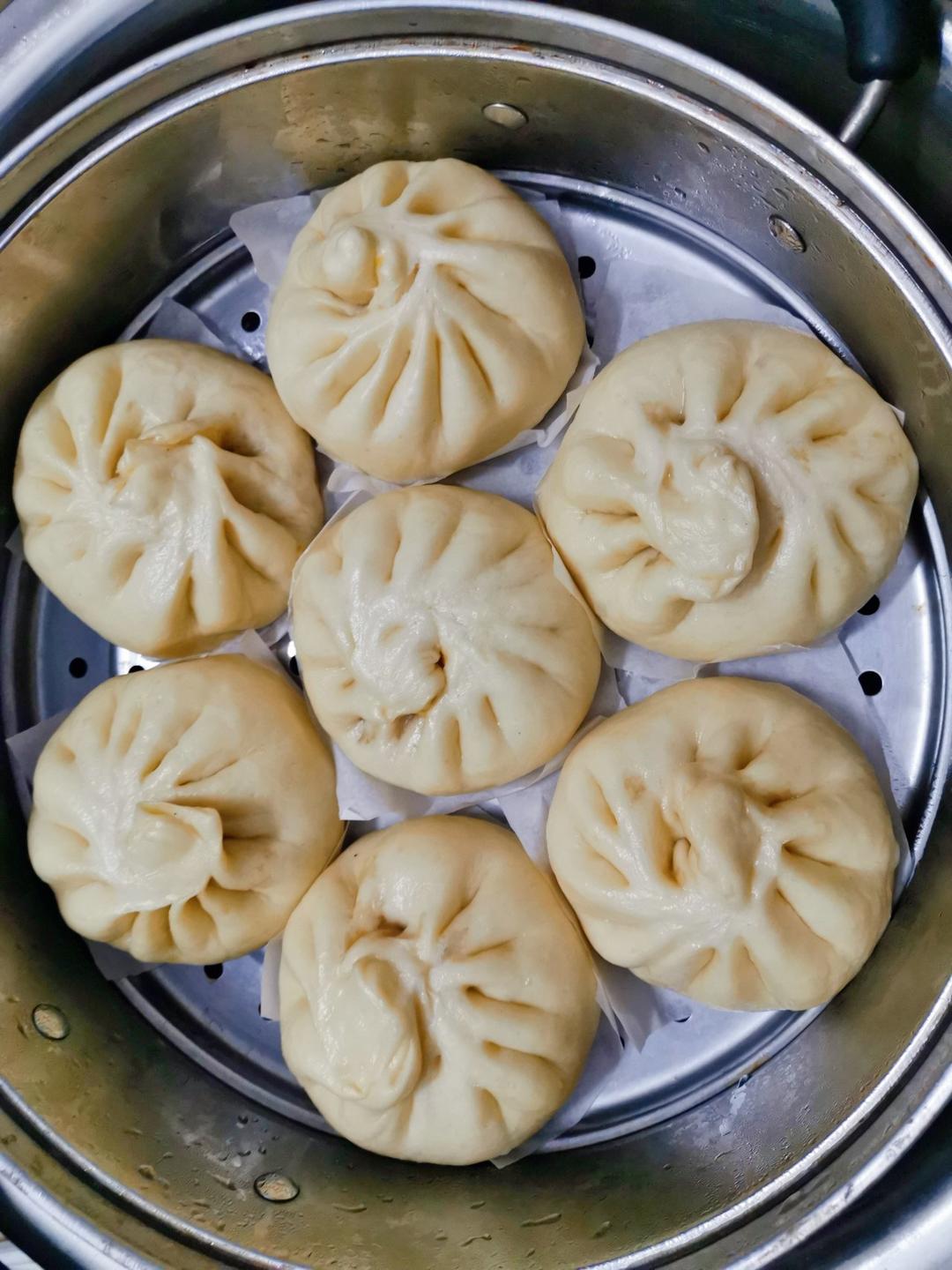 鲜肉包子