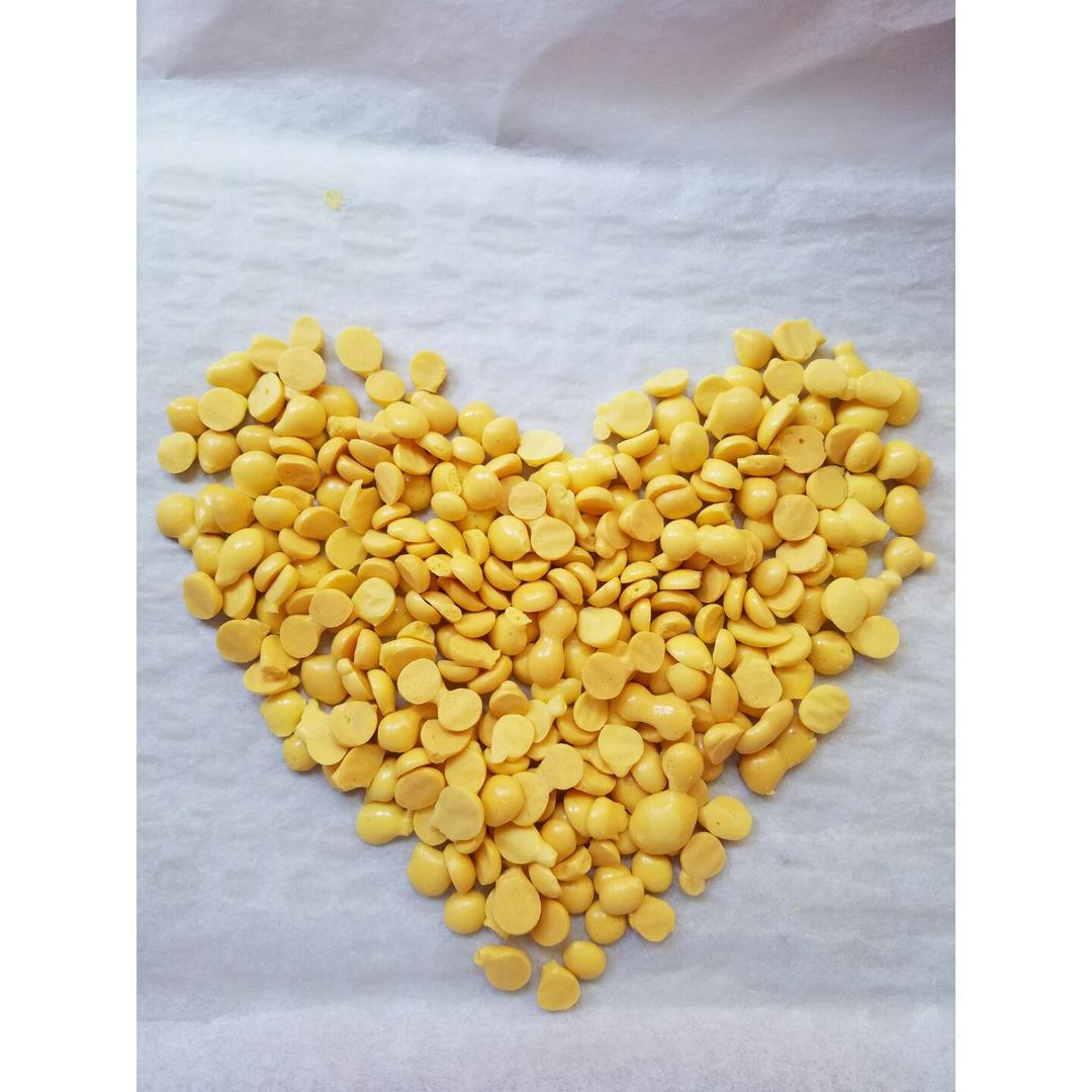 入口即化的无添加蛋黄溶豆