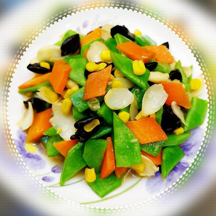 素菜也可以这么美—荷塘小炒
