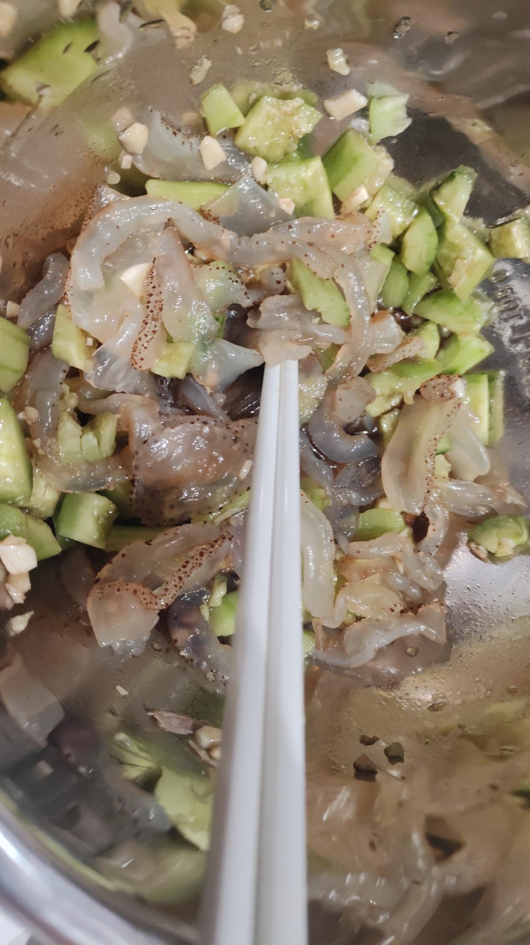 堂妈小厨——凉拌海蜇