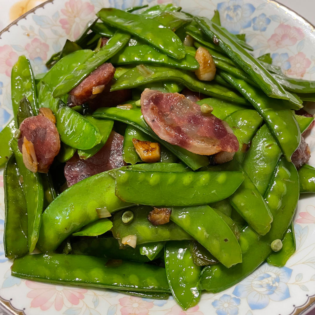 无比简单的荷兰豆炒腊肠，营养又好吃～！