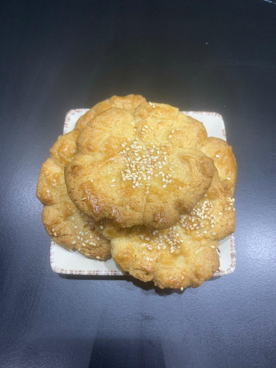 轻轻一按就碎掉的原味桃酥（不输猪油版）