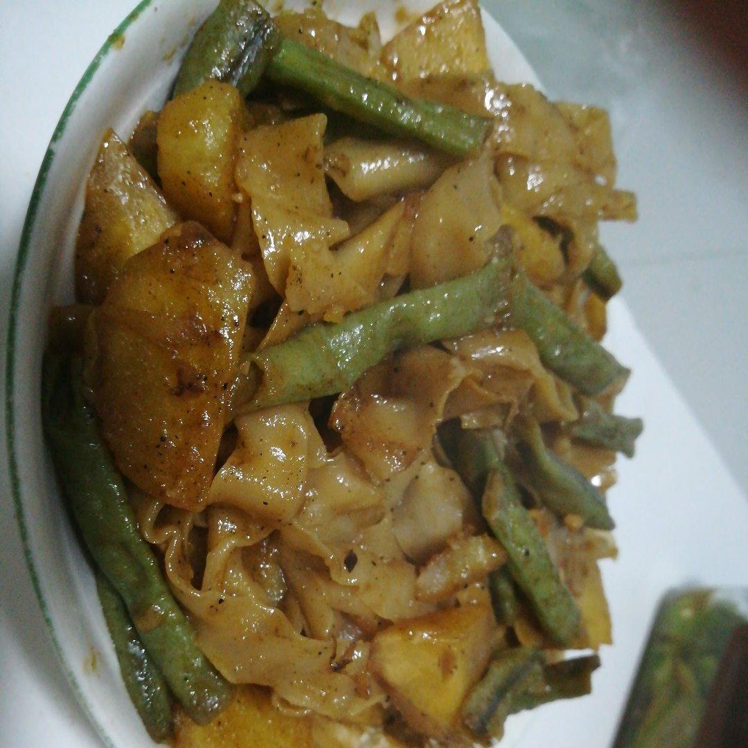 土豆豆角焖面