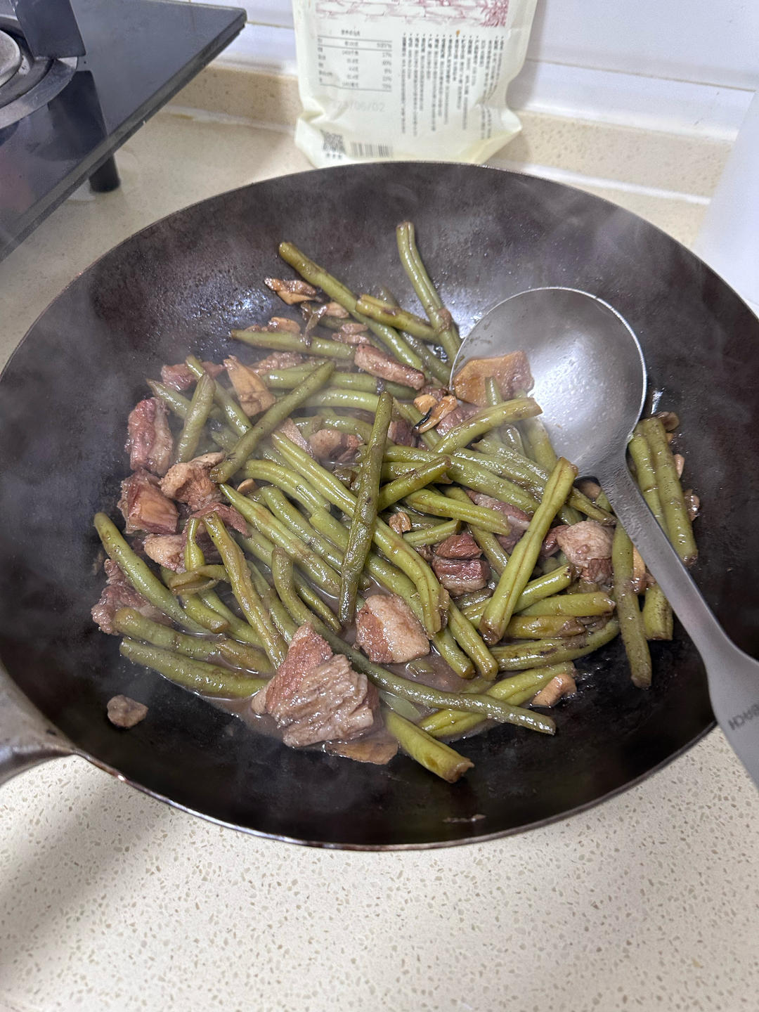 家常豆角炖肉