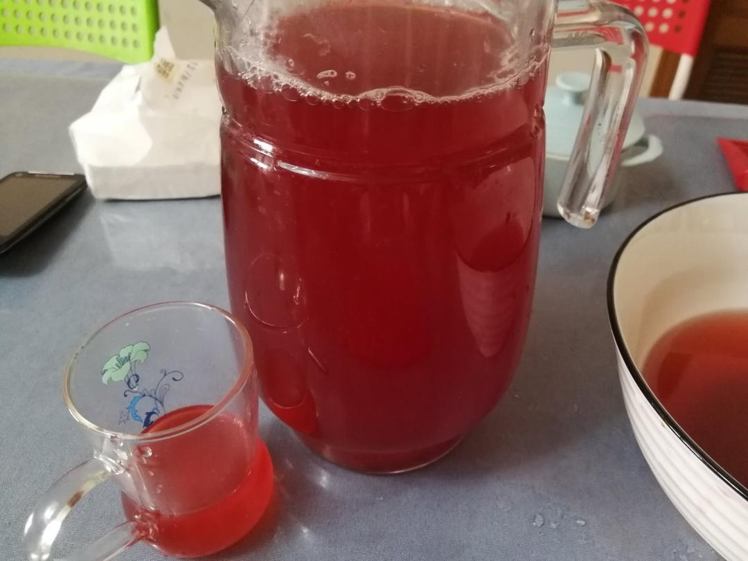 古法熬制酸梅汤（此方几乎无中药味孩子非常喜欢喝）