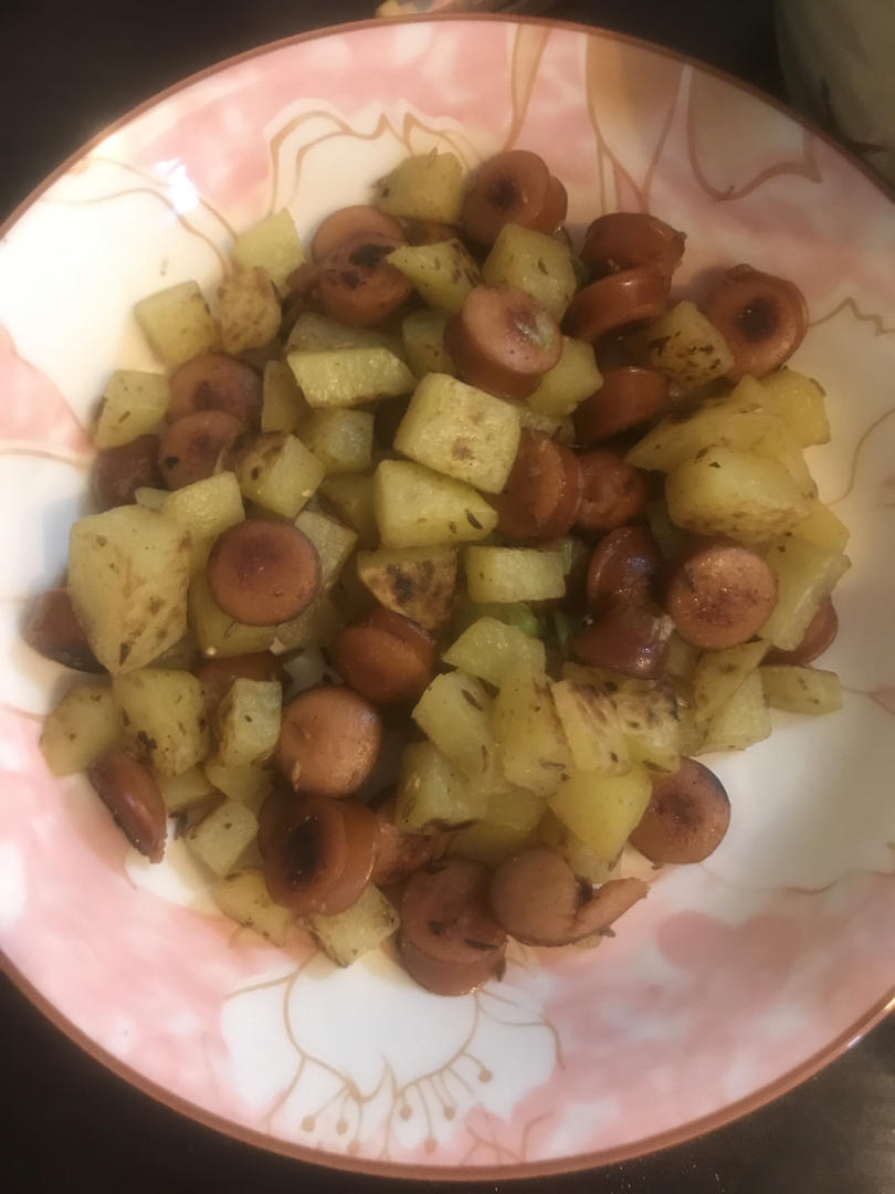 孜然火腿土豆丁