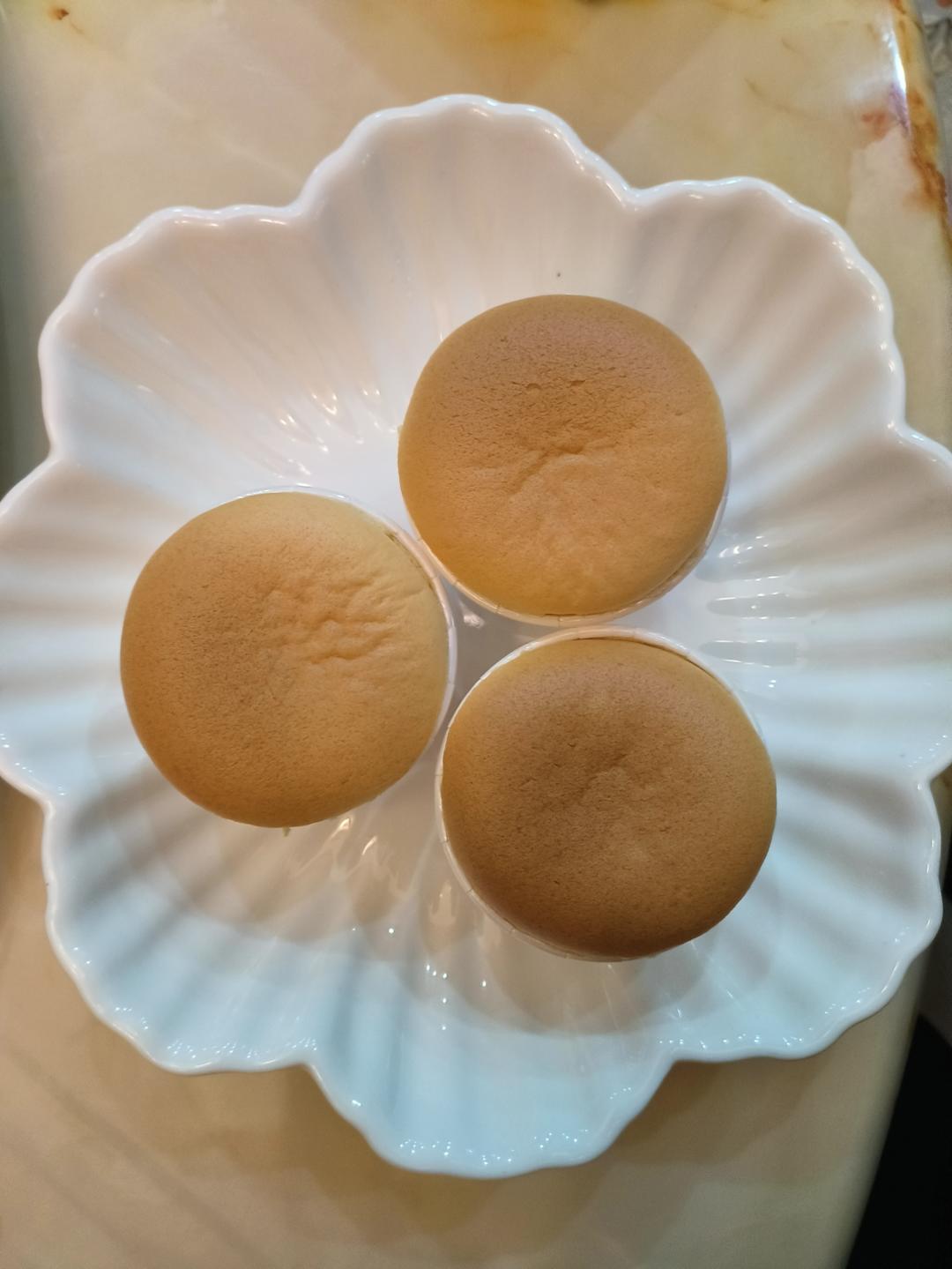 戚风小纸杯蛋糕