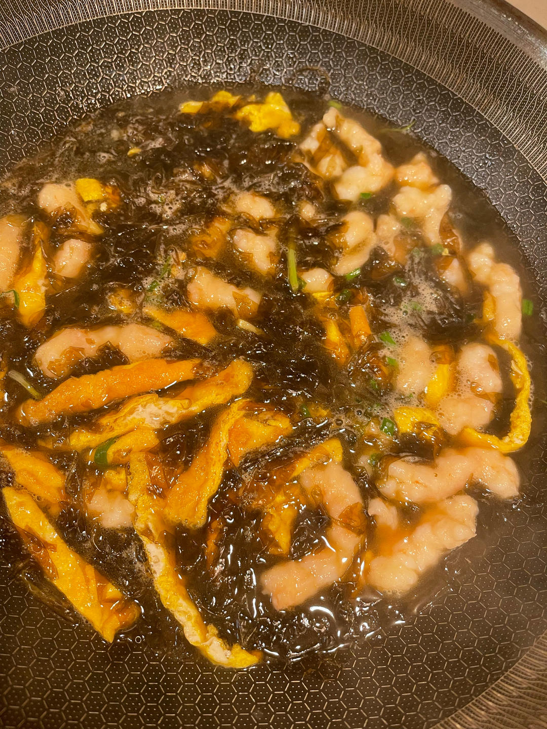 低卡鲜美的紫菜虾滑汤！好喝不胖减脂餐