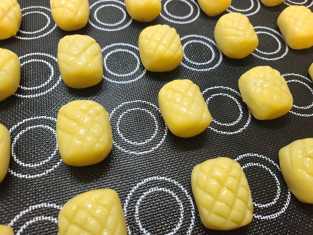 🪷无模具 菠萝造型凤梨酥〔中式茶点〕的做法