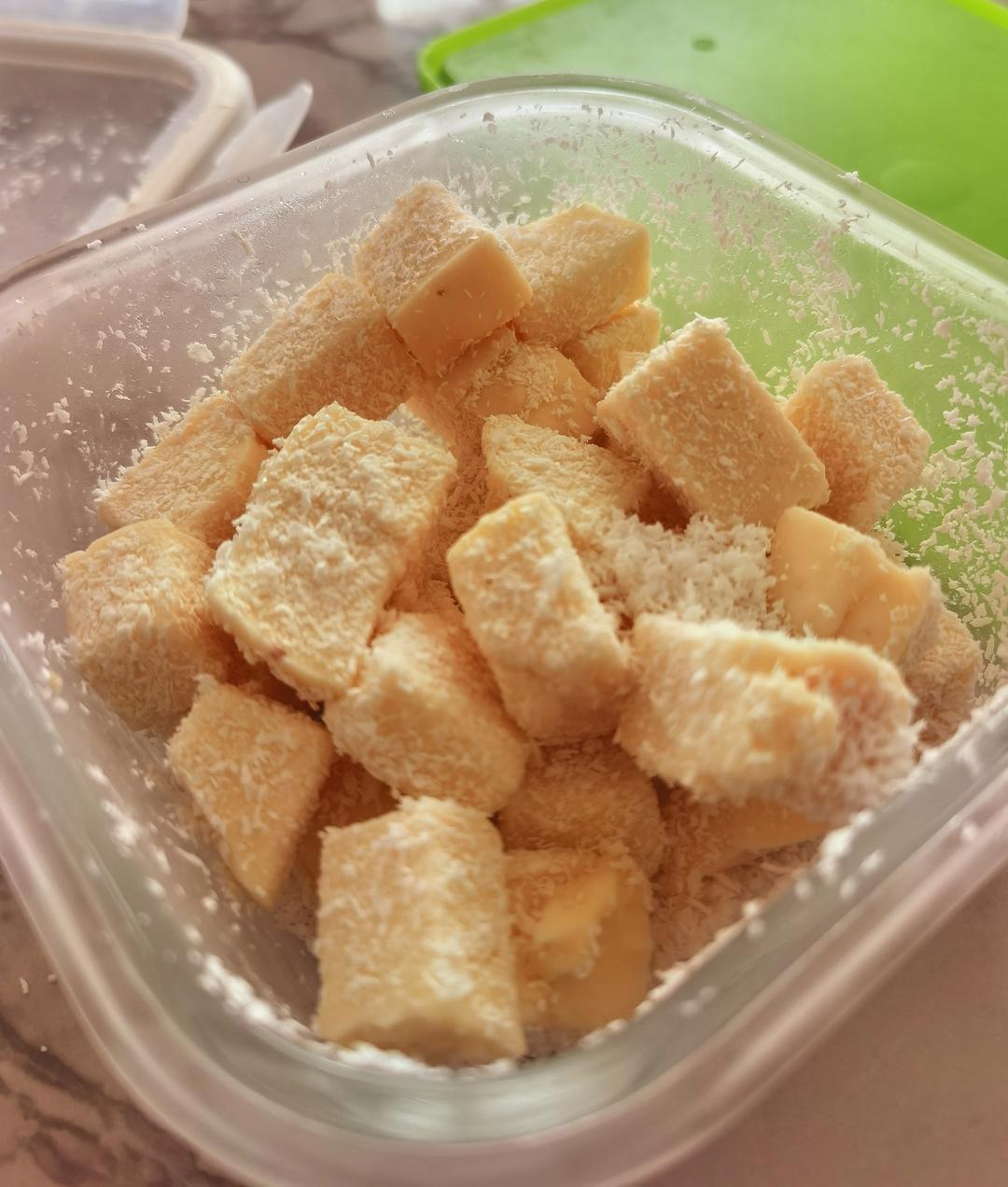 无需烤箱！奶香味浓郁！香甜嫩滑的椰蓉奶糕