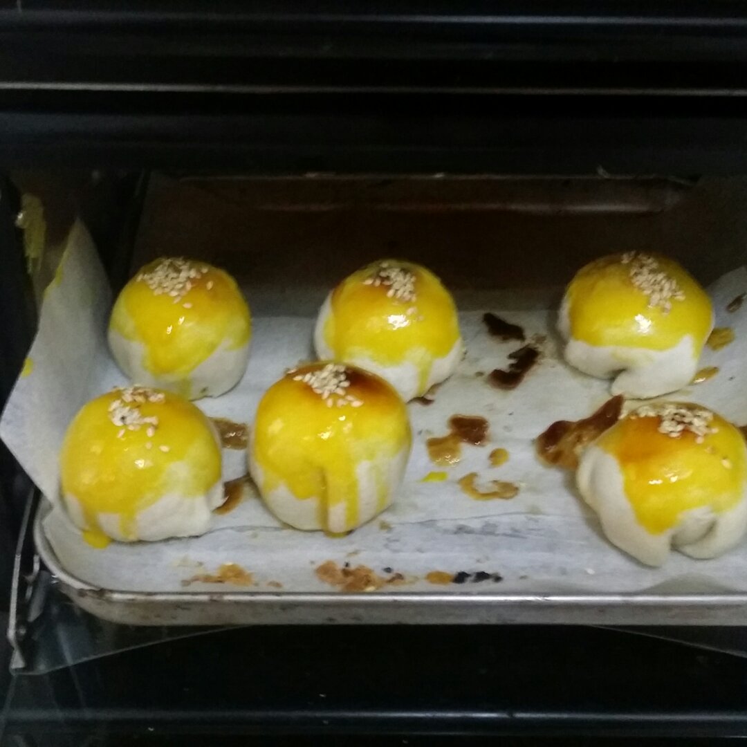 蛋黄酥