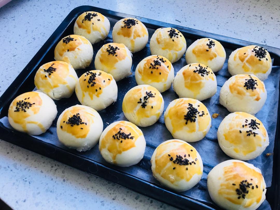 蛋黄酥（古早味）