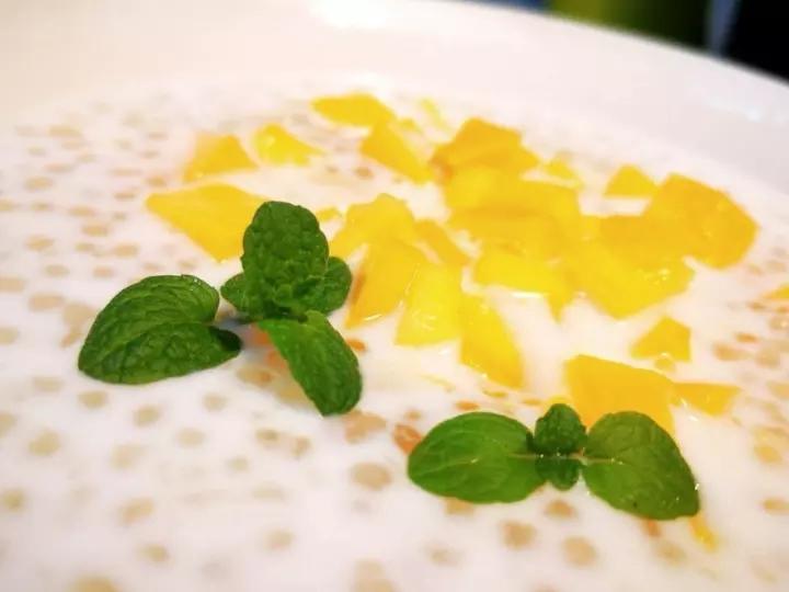 椰浆芒果西米露