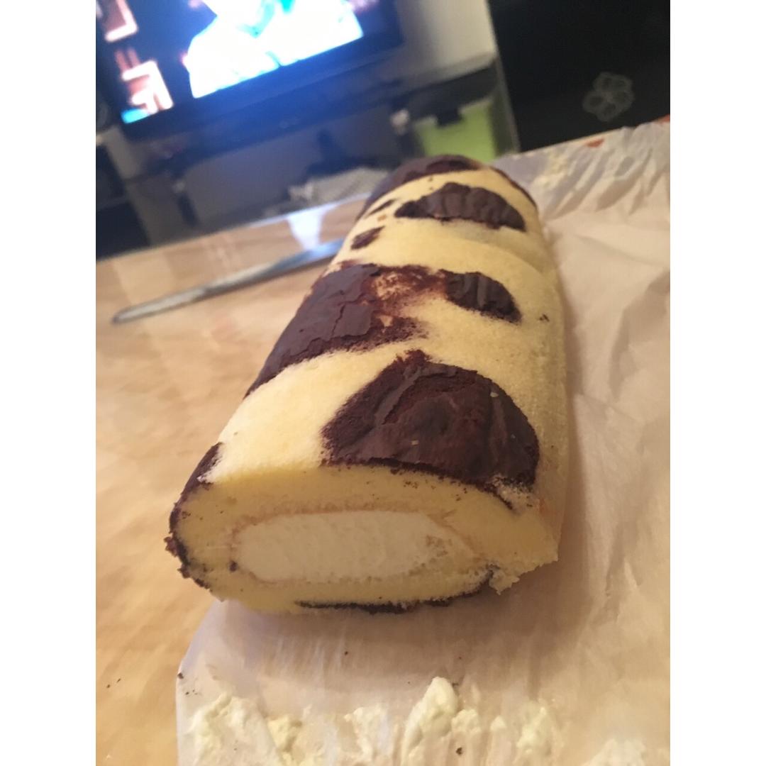 奶牛蛋糕卷+长颈鹿蛋糕卷