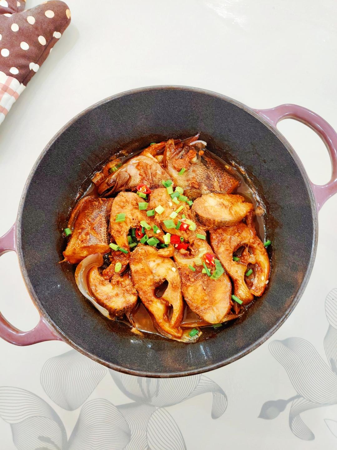 春日食鲜！快手家常菜｜砂锅焗鲈鱼