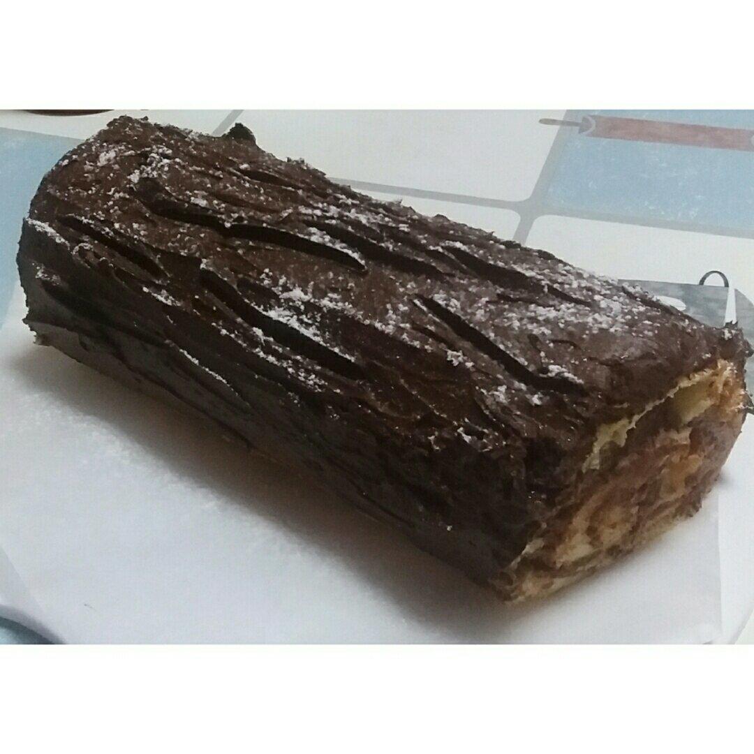 超简单圣诞树根蛋糕卷-超人气菜谱