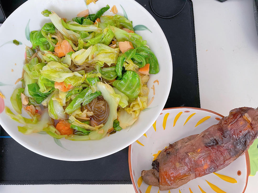 最近爱吃粉丝粉条～包菜炒粉丝