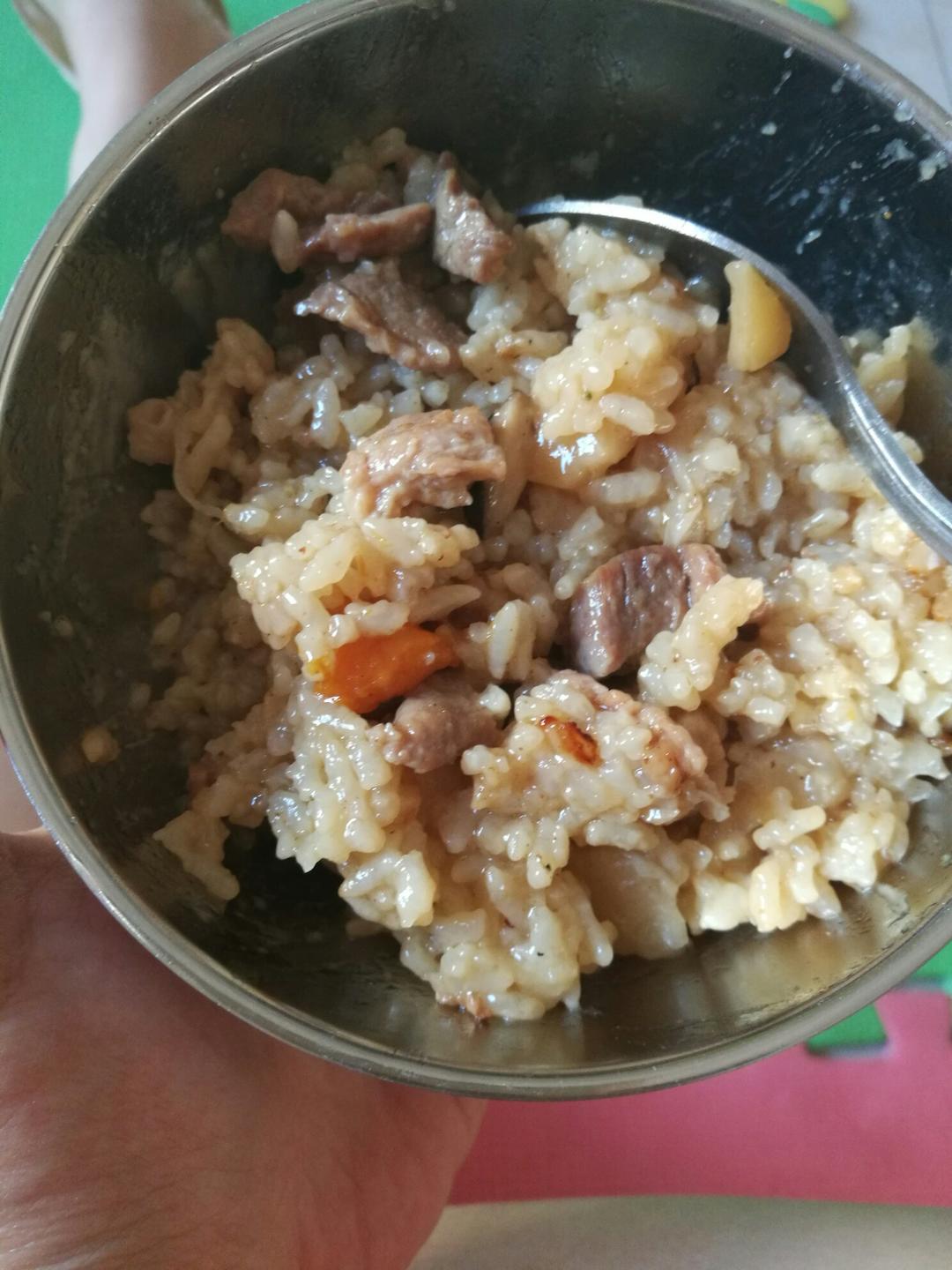 喷香羊肉焖饭