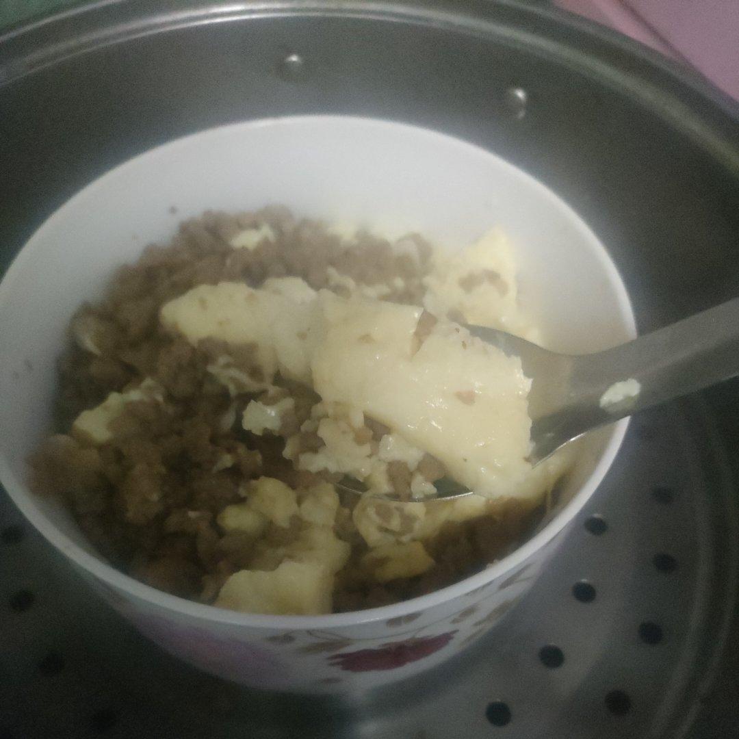 肉末蒸蛋羹：厨房小白都可以蒸出好吃的鸡蛋羹哟