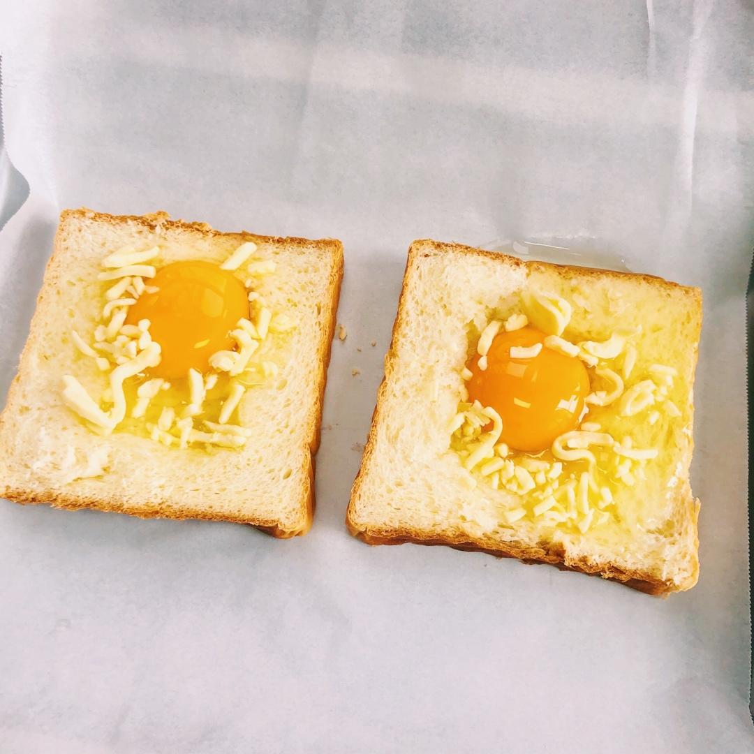 鸡蛋芝士烤吐司