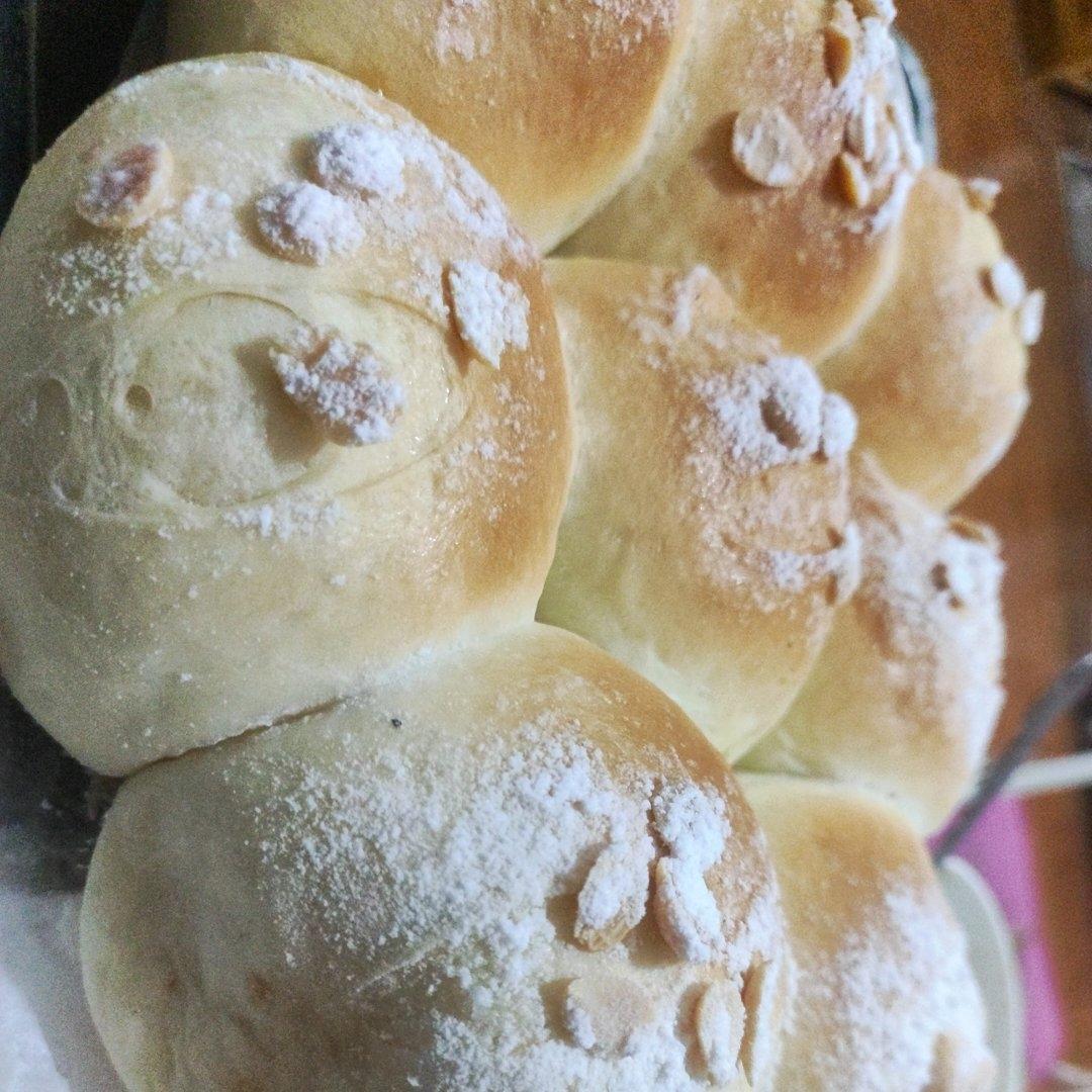 超软牛奶小面包