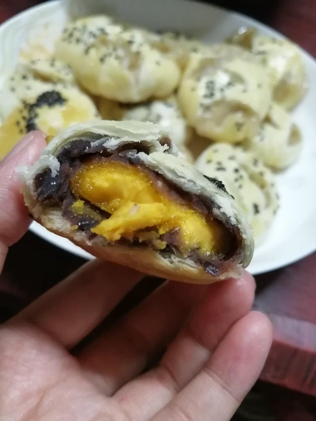 蛋黄酥