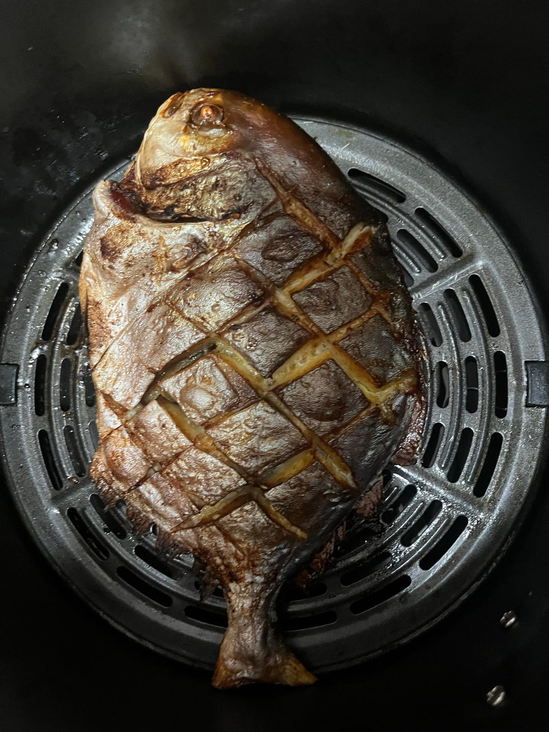 海鲜：烤金鲳鱼