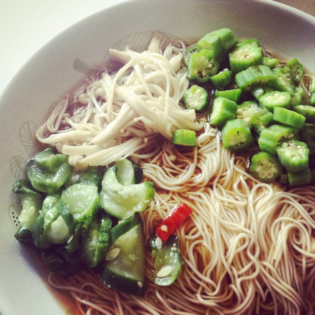 日式金针秋葵凉面（kuro酱版）