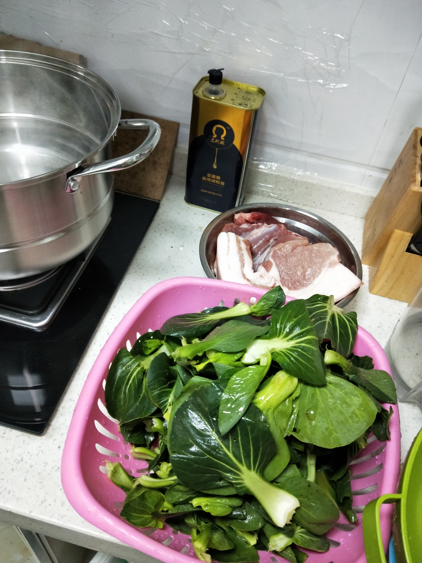 青菜榨菜肉馅饺子的做法 步骤4