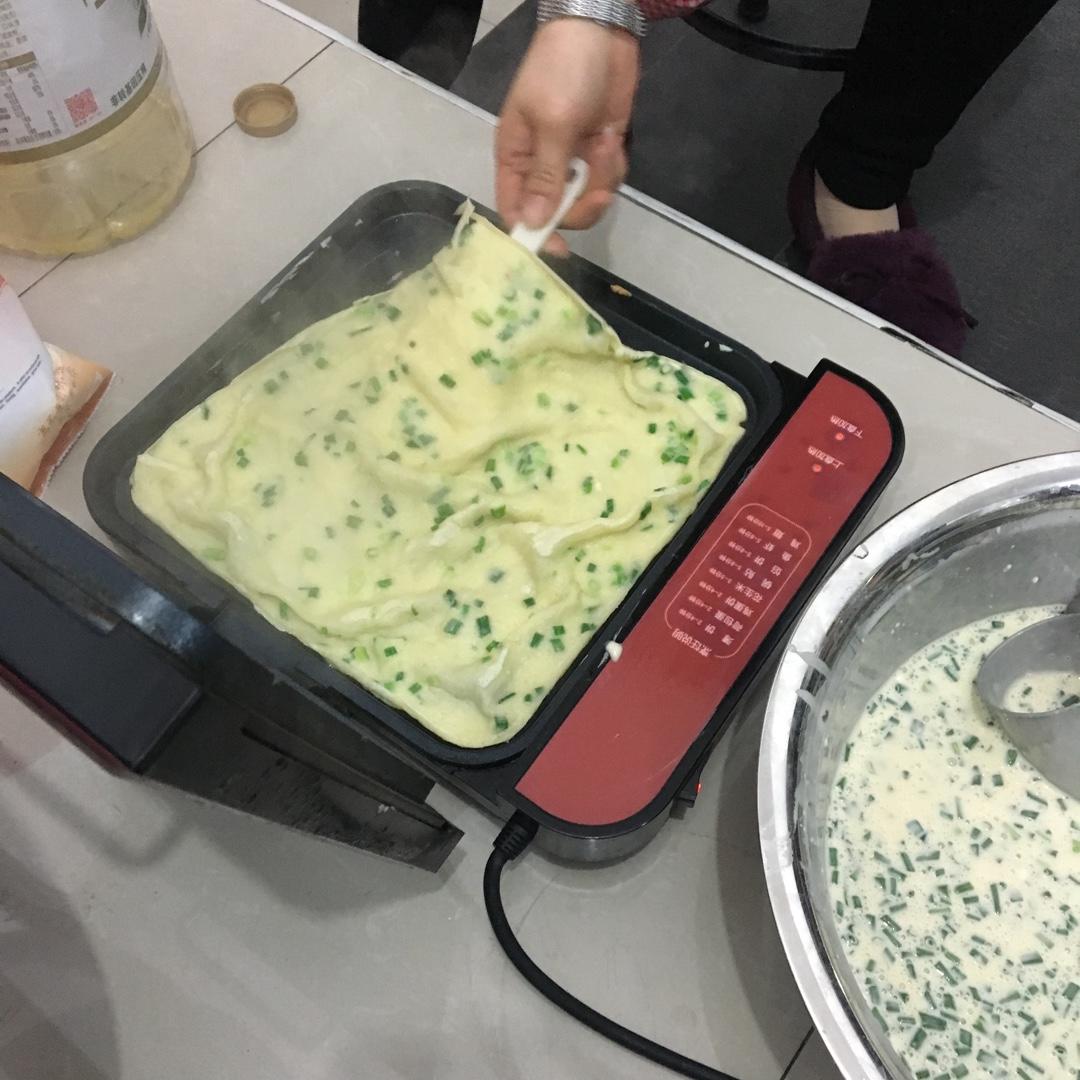 10分钟快手早餐~葱香蛋煎饼