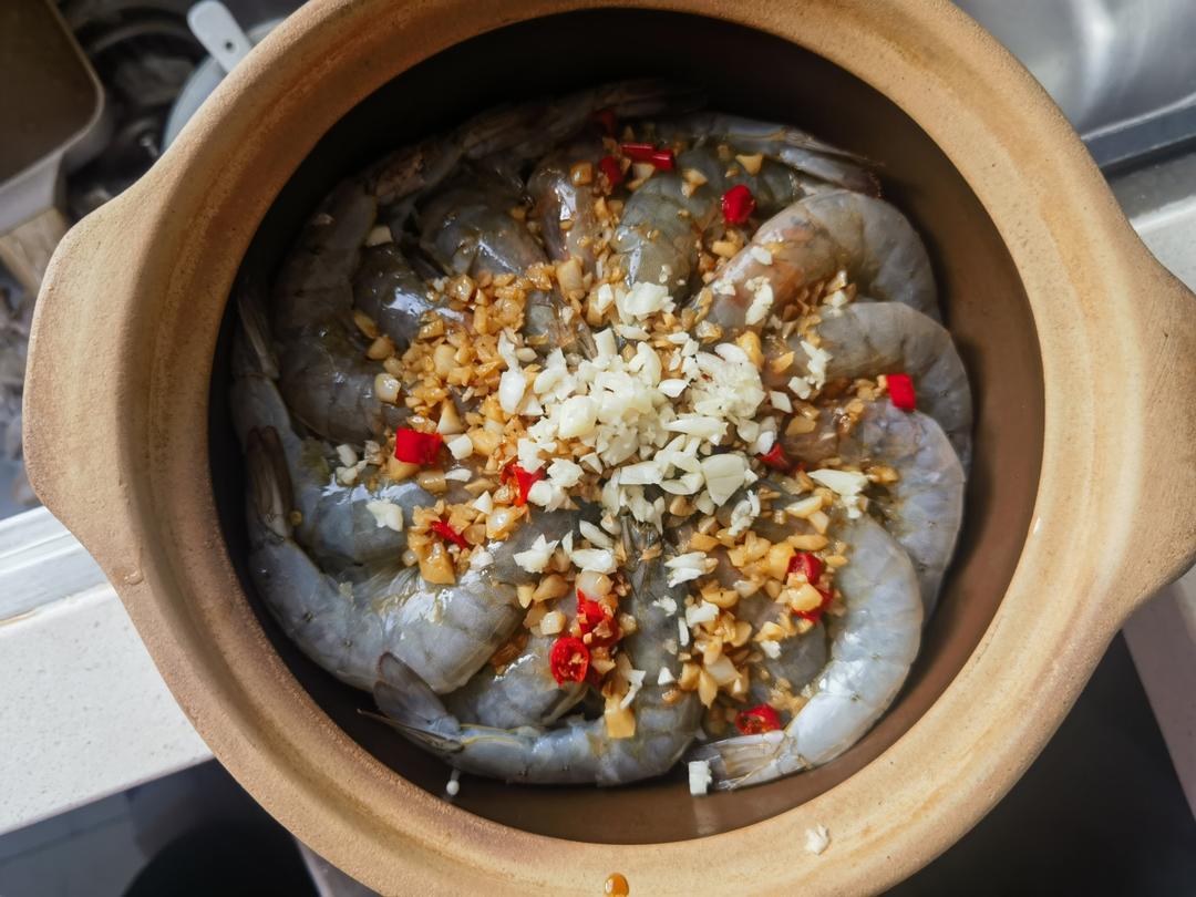 蒜蓉粉丝虾煲