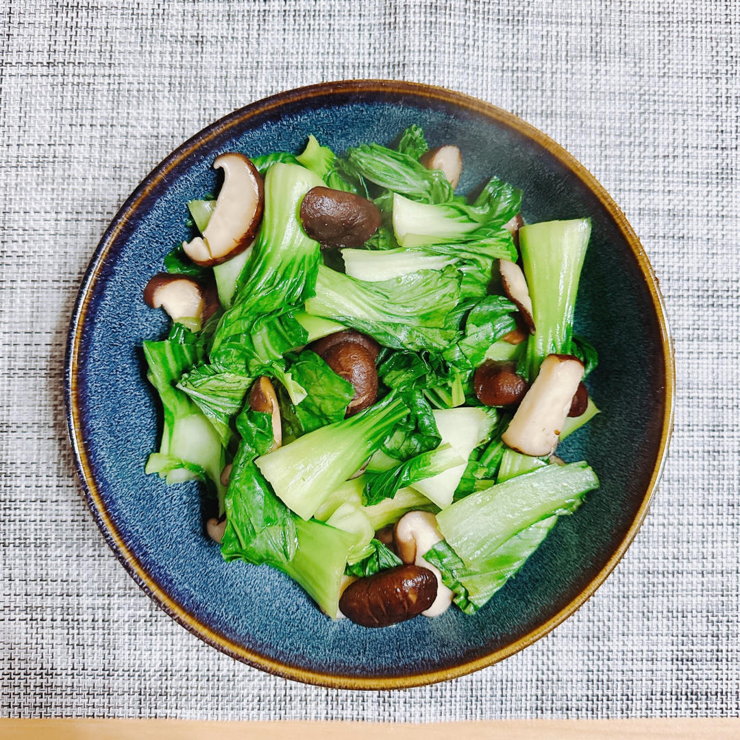 香菇炒小青菜