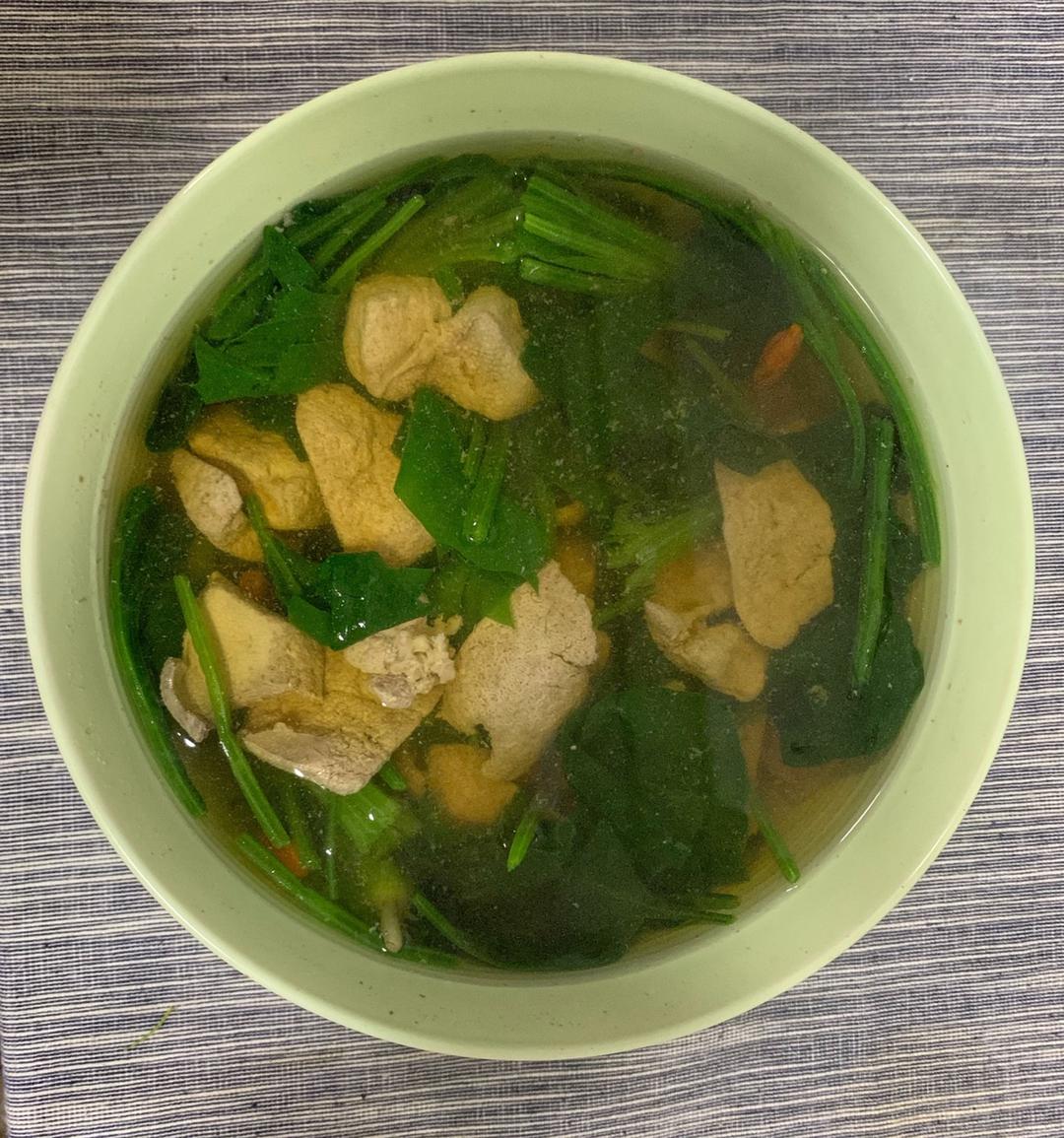 猪肝菠菜汤